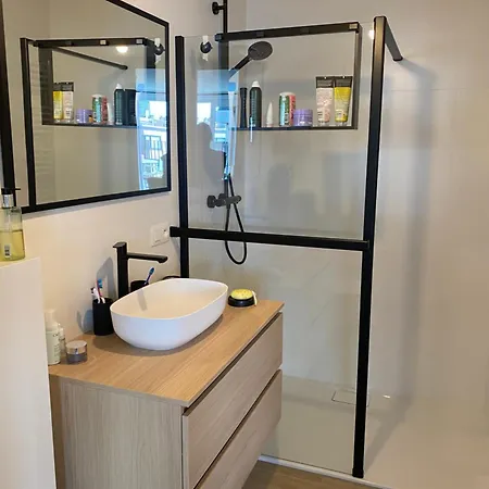 Penthouse Voor 2 Met 2 Ruime Terrassen Op 6 Min Wandelen Het * Ostende